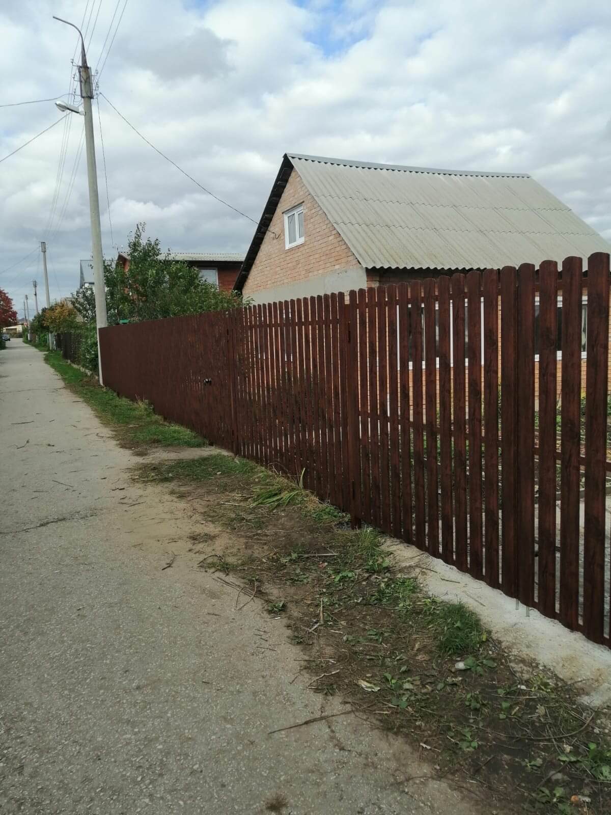 Забор из Евроштакетника 42м в покрытии под дерево SteelArt Античный Дуб фото 3 в Краснодаре