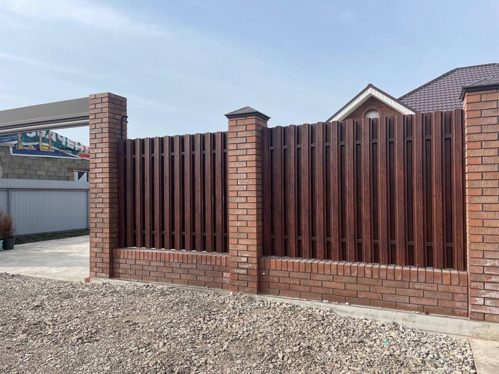 Забор из широкого штакетника 32м Античный Дуб SteelArt двухсторонний фото 1 в Краснодаре