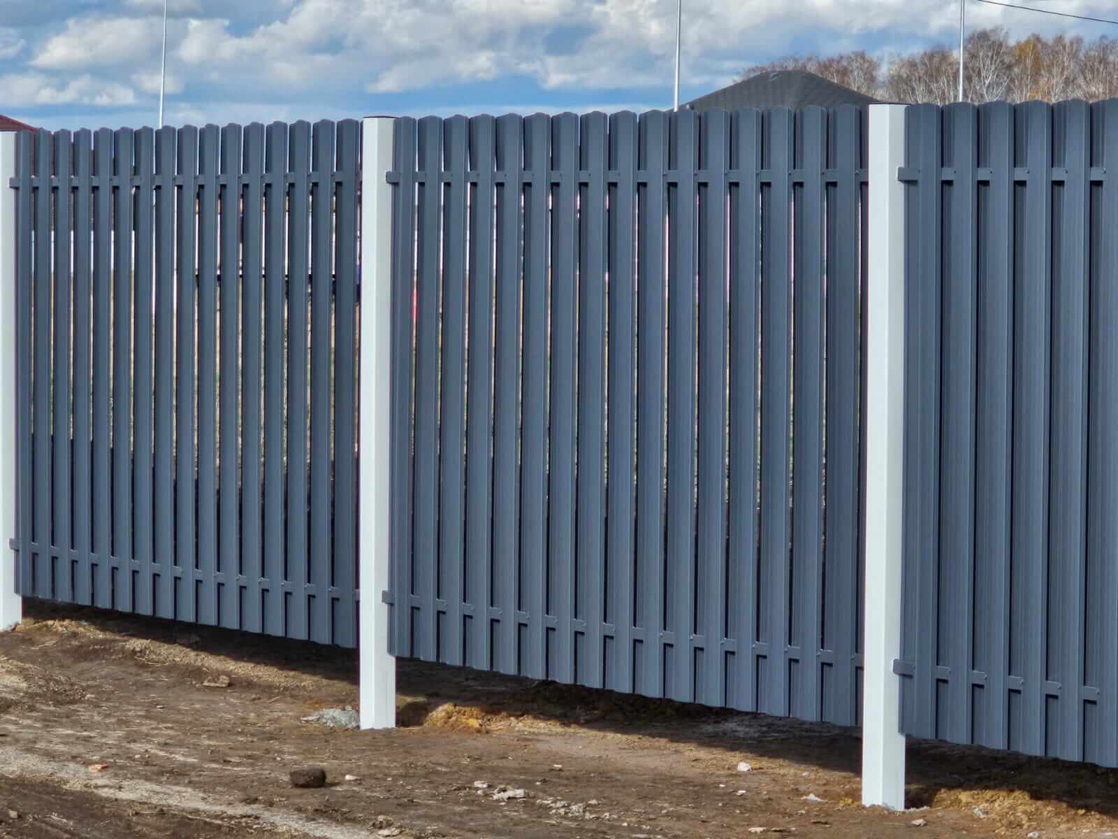 Забор из евроштакетника 234м RAL7024/7024 Серый Графит двусторонний фото 1 в Краснодаре