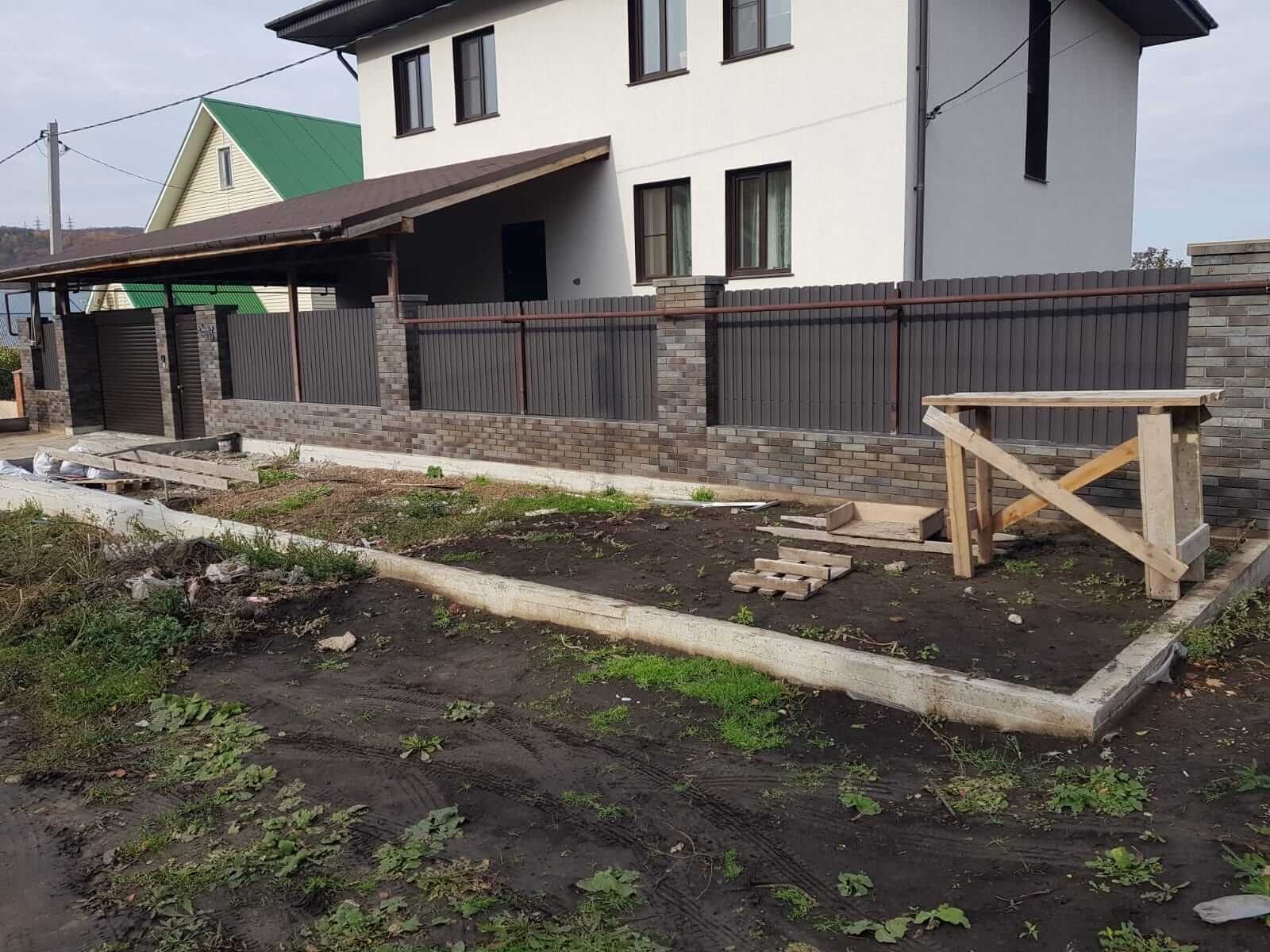 Забор из штакетника 15м RAL8019/8019 Темный Шоколад двусторонний МАТТЕ фото 1 в Краснодаре