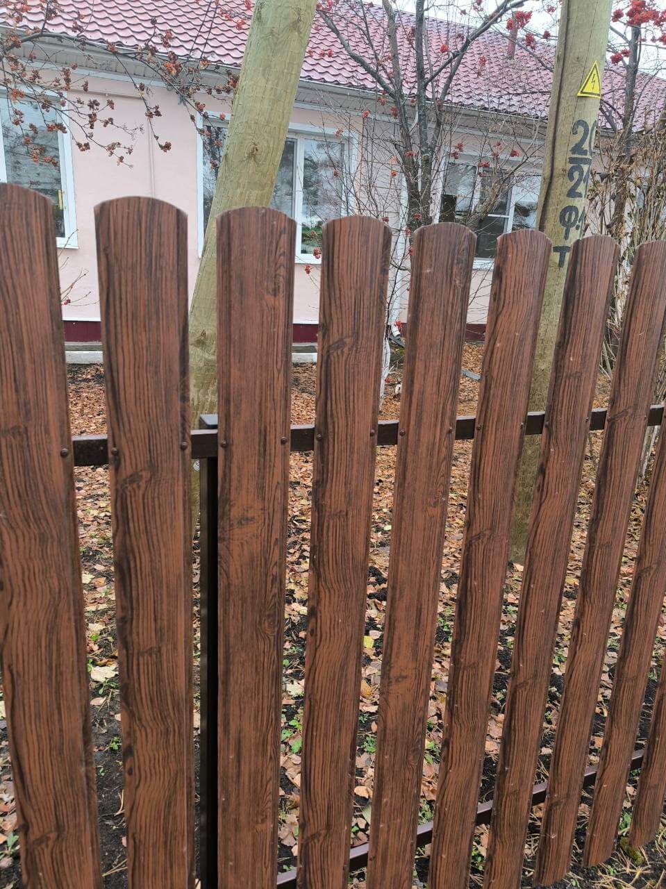 Забор из евроштакетника 12м Античное Дерево Принтек в Краснодаре
