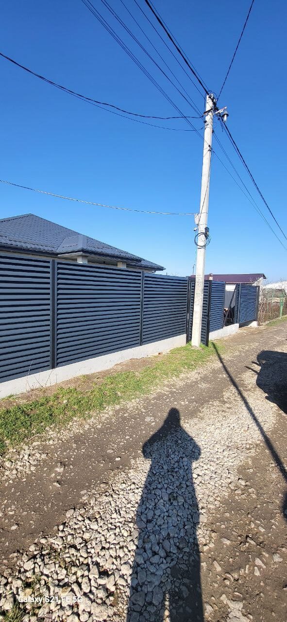 Забор из ламелей еврожалюзи 30м RAL7024/7024 Серый Графит двусторонний фото 1 в Краснодаре