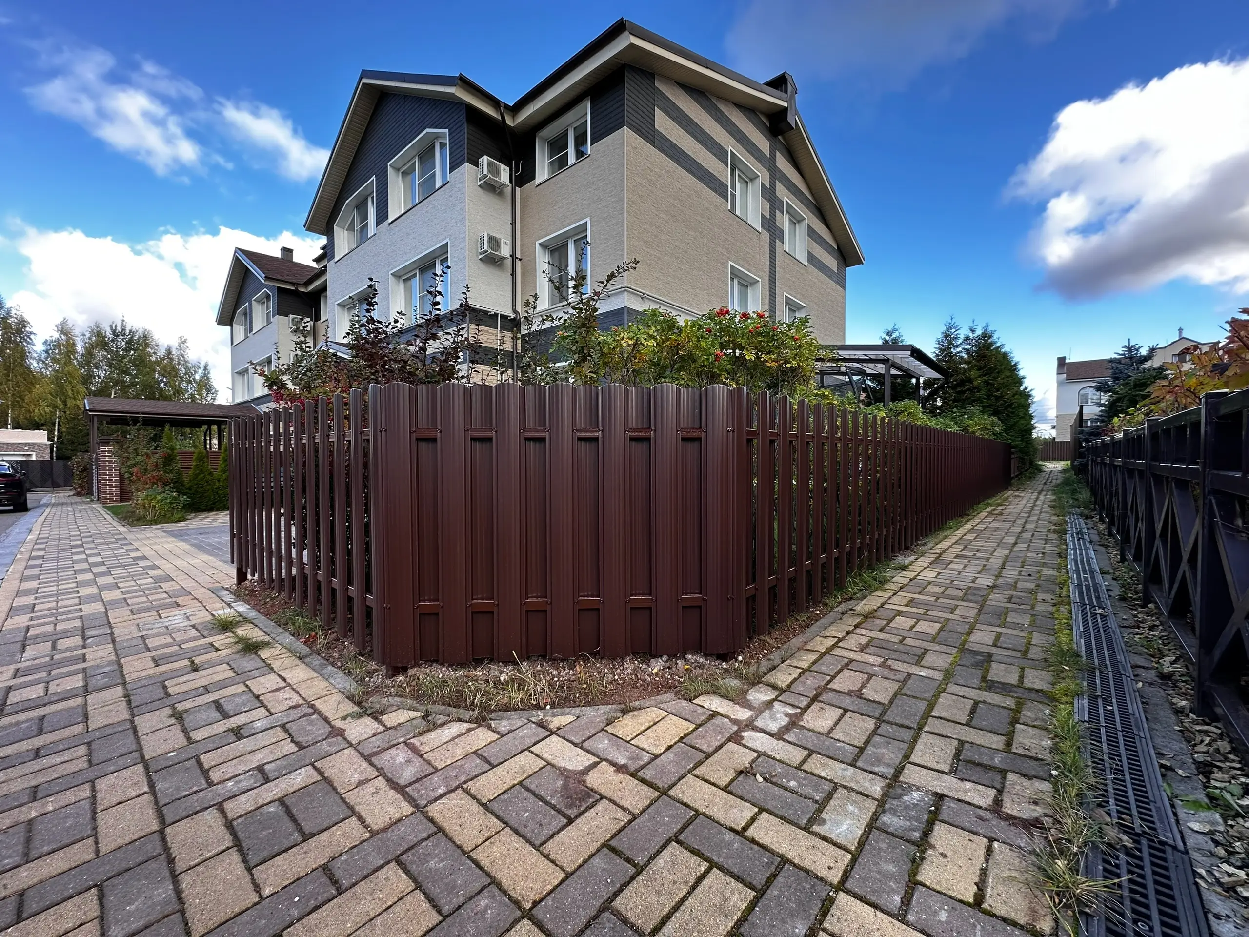 Заборчик из евроштакетника 18м RAL8017/8017 Шоколад двусторонний фото 1 в Краснодаре