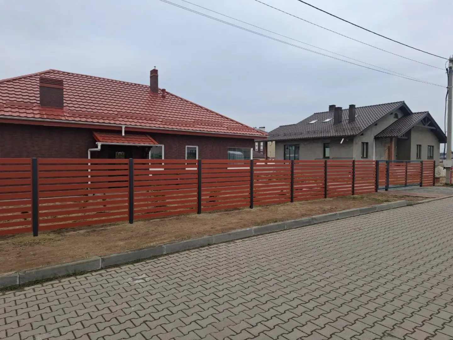Забор-ранчо из металлопланкена 18м RAL8004 Терракотовый фото 1 в Краснодаре